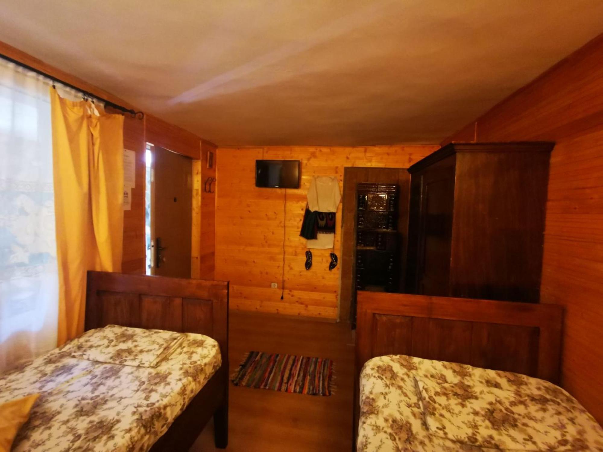 Casa De Oaspeti Dunarea La Cazane Dunatölgyes Kültér fotó