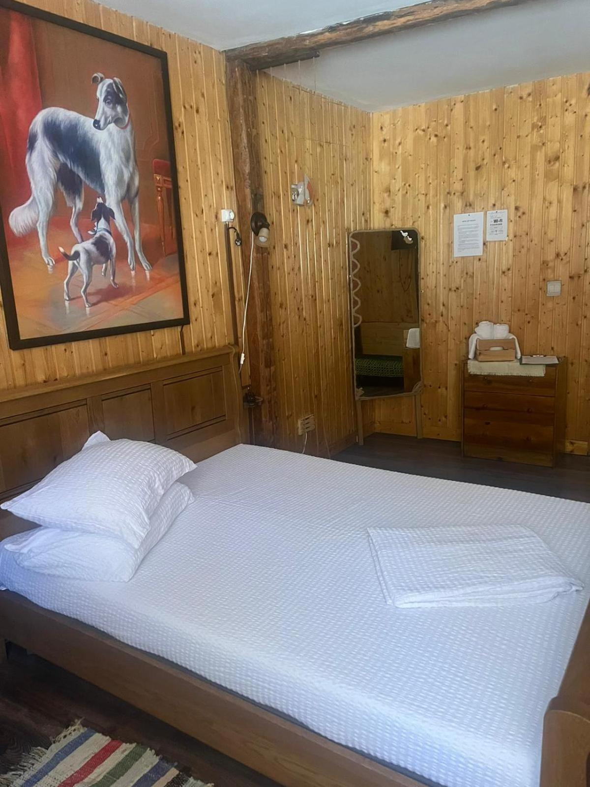 Casa De Oaspeti Dunarea La Cazane Dunatölgyes Kültér fotó